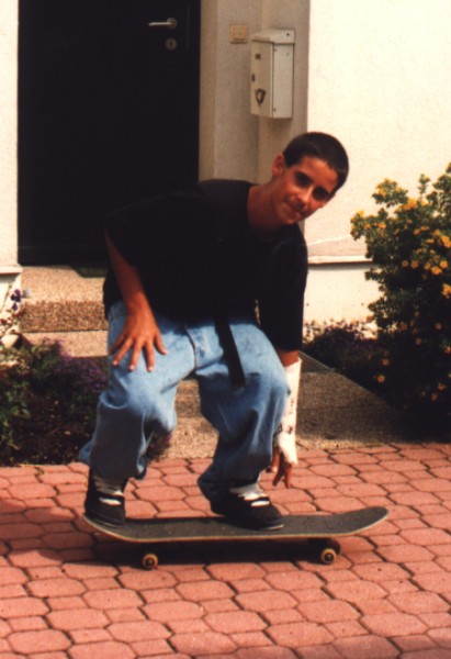 ../Images/Daniel  14J-Skater.jpg